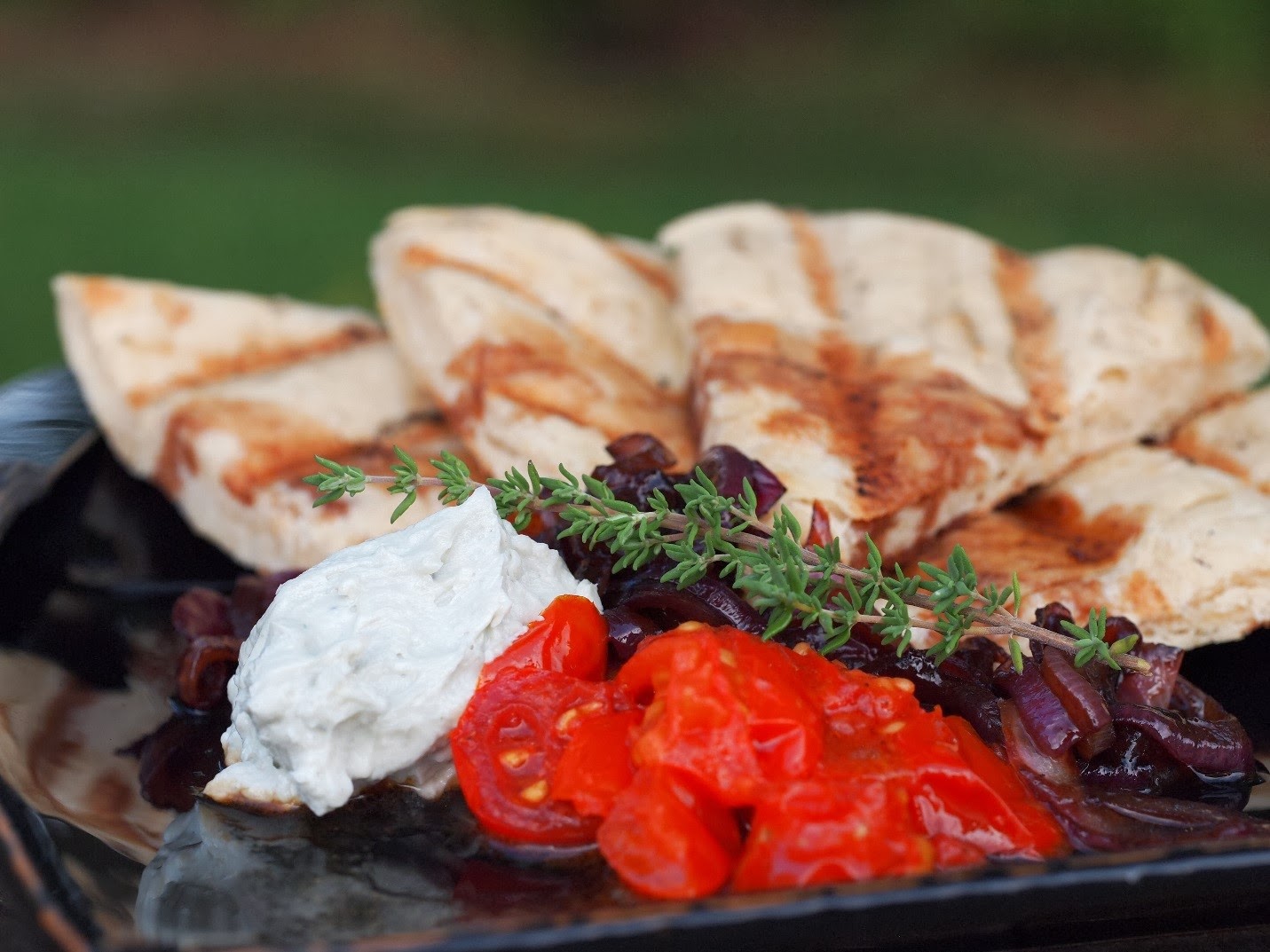 My Girlfriend's Best Recipes Flat Bread with Caramelized Balsamic
