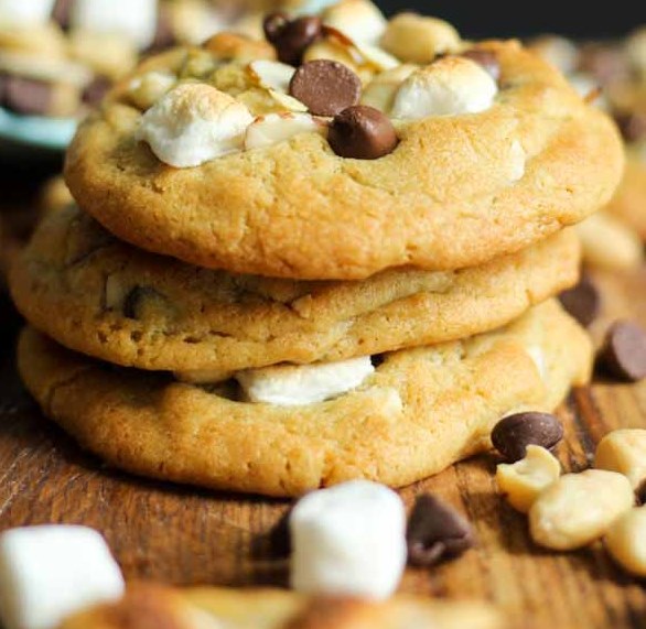 ROCKY ROAD COOKIES #dessert #chocolate ROCKY ROAD COOKIES #dessert #chocolate