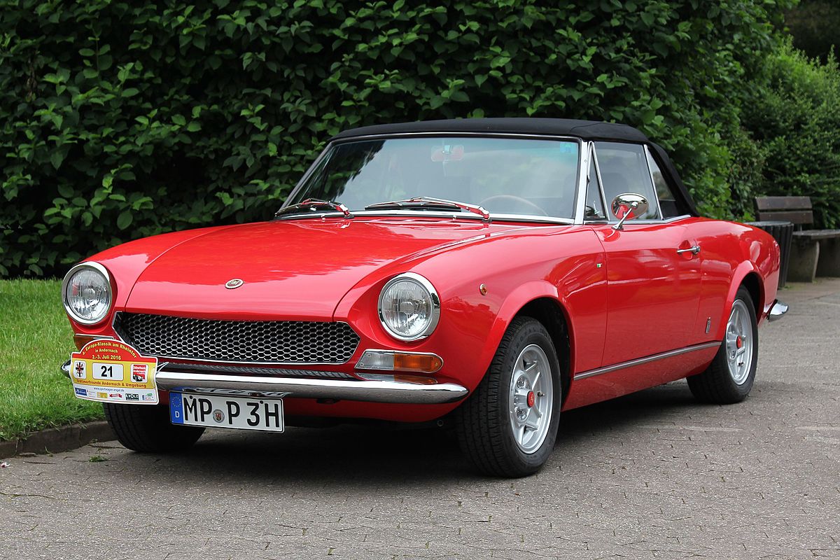 Coches: FIAT 124