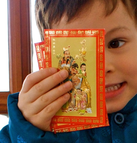 Year of the Dragon and Chinese Almond Cookies - umommy