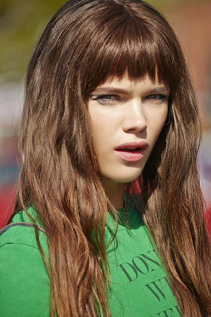 Cabelos - Tendências primavera-verão 2016 - Micro bangs franjas Cabelos - Tendências primavera-verão 2016 - Micro bangs franjas