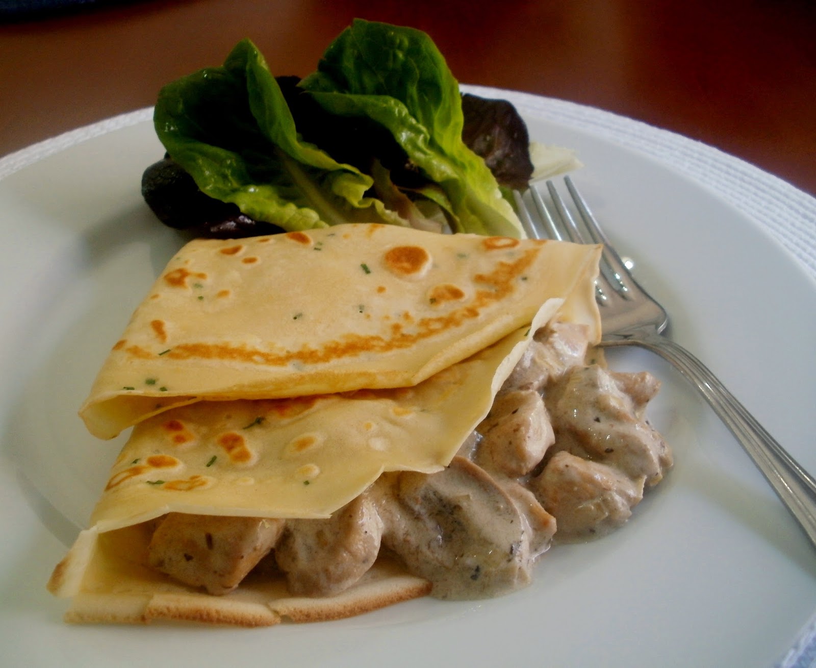 Crepes con pollo y champiñones