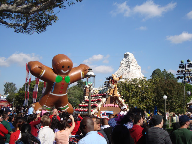 Christmas Day Parade Taping 2011- Disneyland