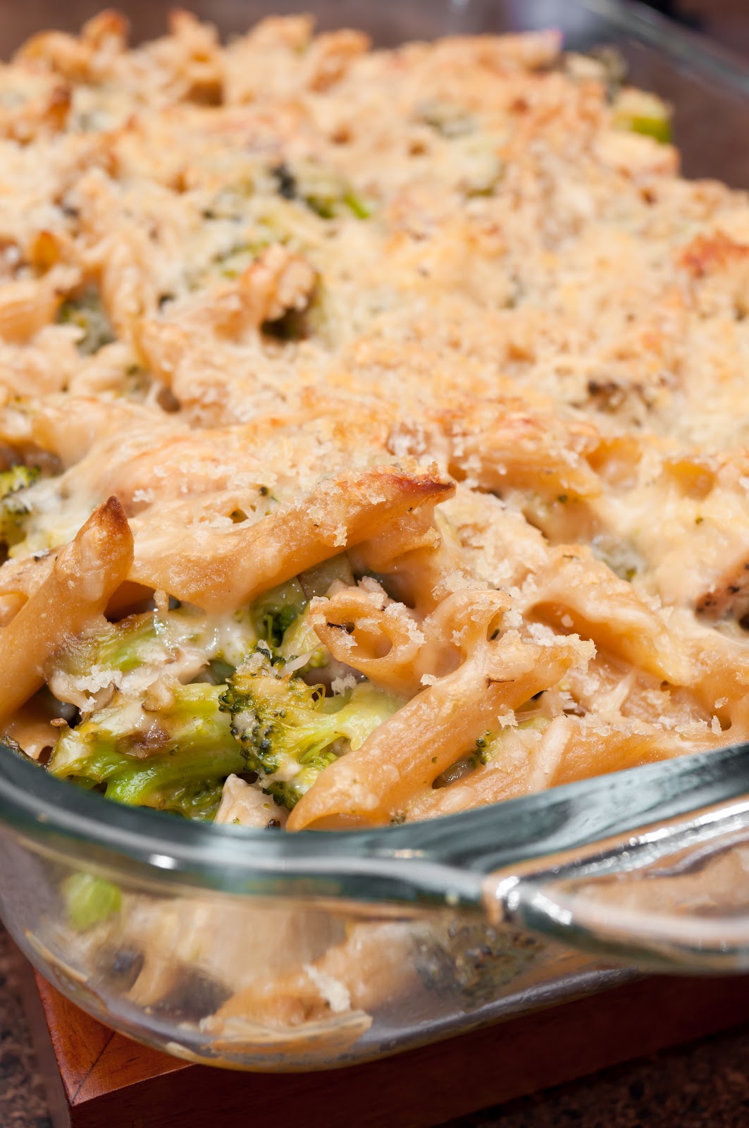 Hedlund Home Cooking: Chicken and Broccoli Noodle Casserole
