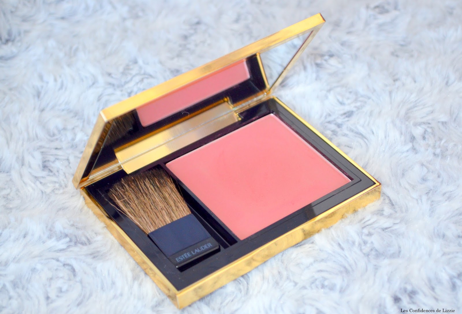 Pure Color Envy Blush Sculptant d’Estée Lauder, un vrai bijou ! Les
