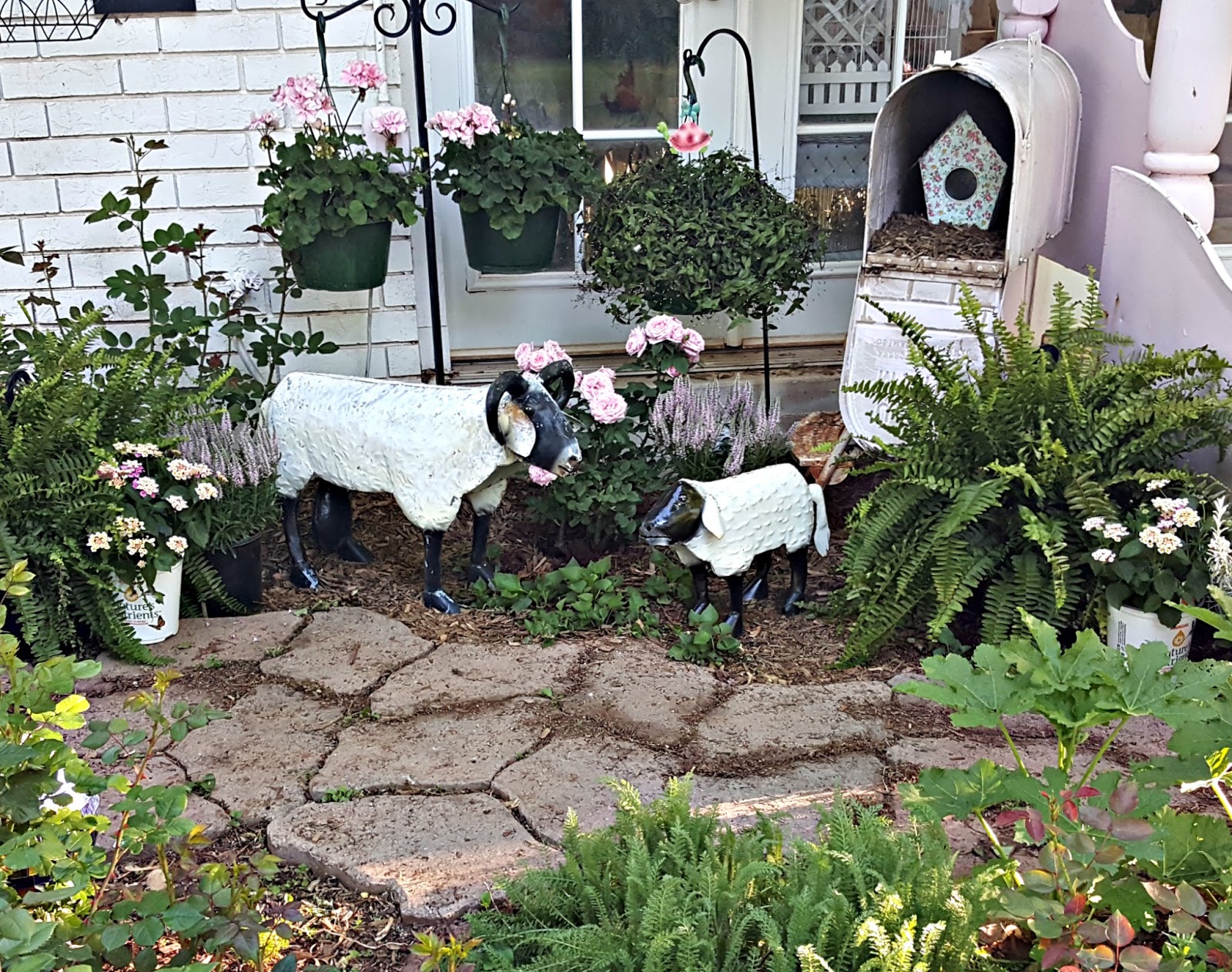 Penny's Vintage Home Farmhouse Style Backyard