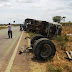 BAHIA / IPIRÁ: Caminhão tomba próximo ao Povoado da Caixa d’Água