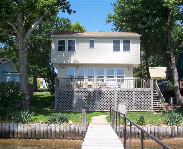 Associated Brokers Lake of the Ozarks Real Estate Lakefront Home on