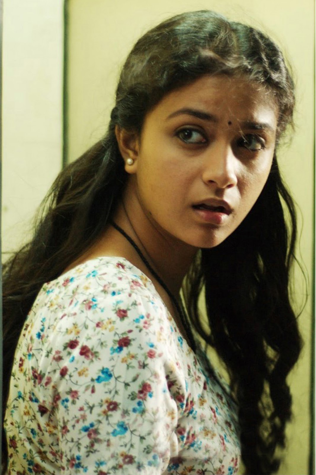 actress keerthi suresh cute photos heroine hd stills keerthi suresh latest cute photos actress keerthi suresh cute photos heroine hd stills keerthi suresh latest cute photos
