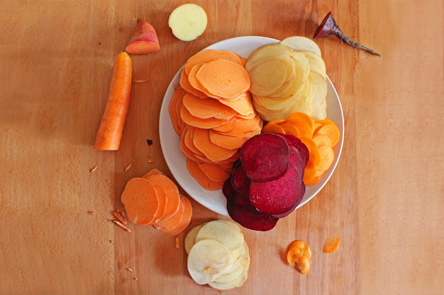 ψητά τσιπς λαχανικών / baked vegetables chips ψητά τσιπς λαχανικών / baked vegetables chips