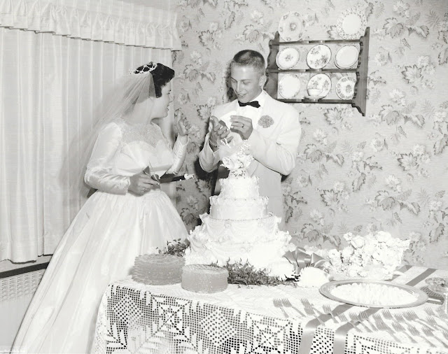 Salmagundi A 1950s Wedding And Commitment So Mother Gave In And Hired Kitchen Help To Wash All Of Her Many Fostoria Plates Keep Them Available During The Reception