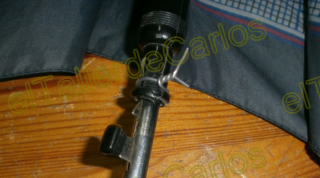 elTallerdeCarlos: paraguas roto. cierre de partido. reparar paraguas. Fix broken umbrella. umbrella closing match. umbrella repair. Fixer parapluie cassé. match de clôture de parapluie. réparation de parapluie.