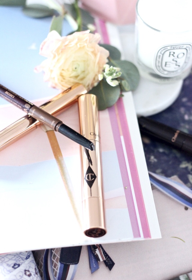 Supermodel Brow Lift Kit Review- Charlotte Tilbury. 3 in 1 brow lift eyebrow pencil, legendary brows eyeybrow gel, full fat lashes mascara, retoucher concealer, life changing eyelashes curler - Pastels and Pastries