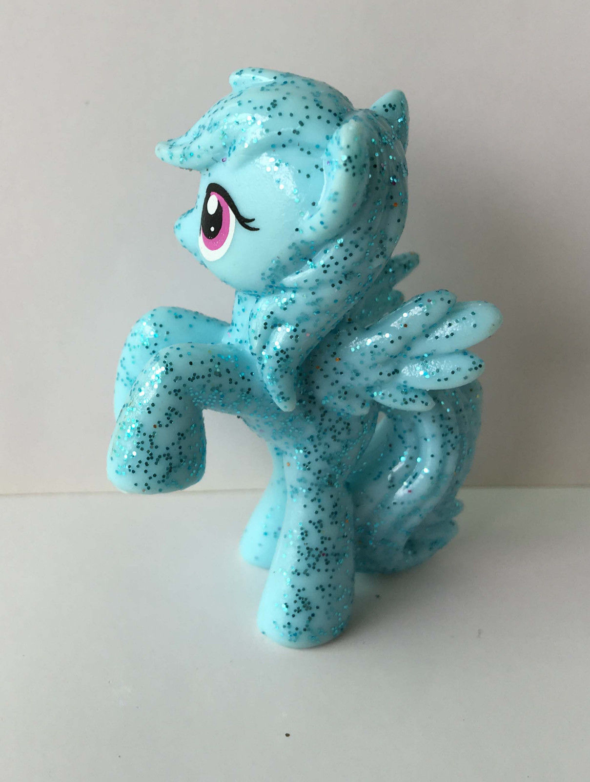 websites like dash of glitter