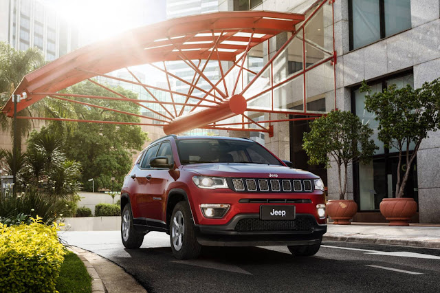 Jeep Compass 2.016 Jeep_Compass_Sport_003