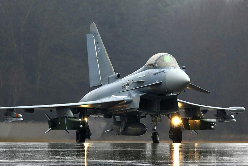 Eurofighter-Typhoon-Fighter-Jet-3.jpg (800×534) (bp.blogspot.com)