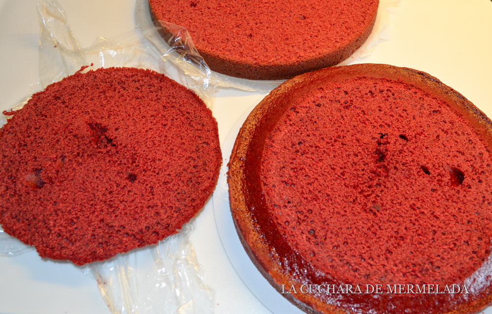 Tarta Red Velvet sin colorantes - Blog de recetas de María Lunarillos