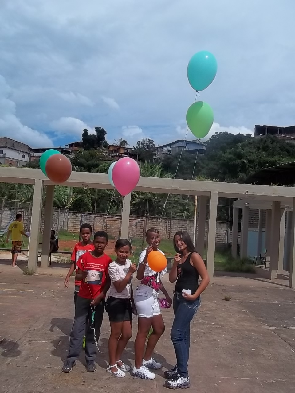 Escola nas Férias - Escola Municipal Padre Francisco Carvalho Moreira ...