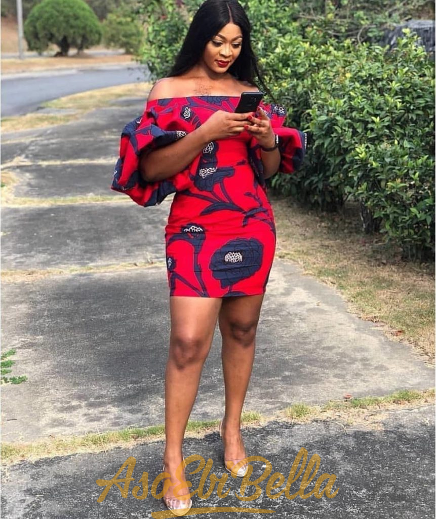 #EbFabLook Vol 47: Try This New Ladies Aso-Ebi Style Worn From 2nd-10th March 2019