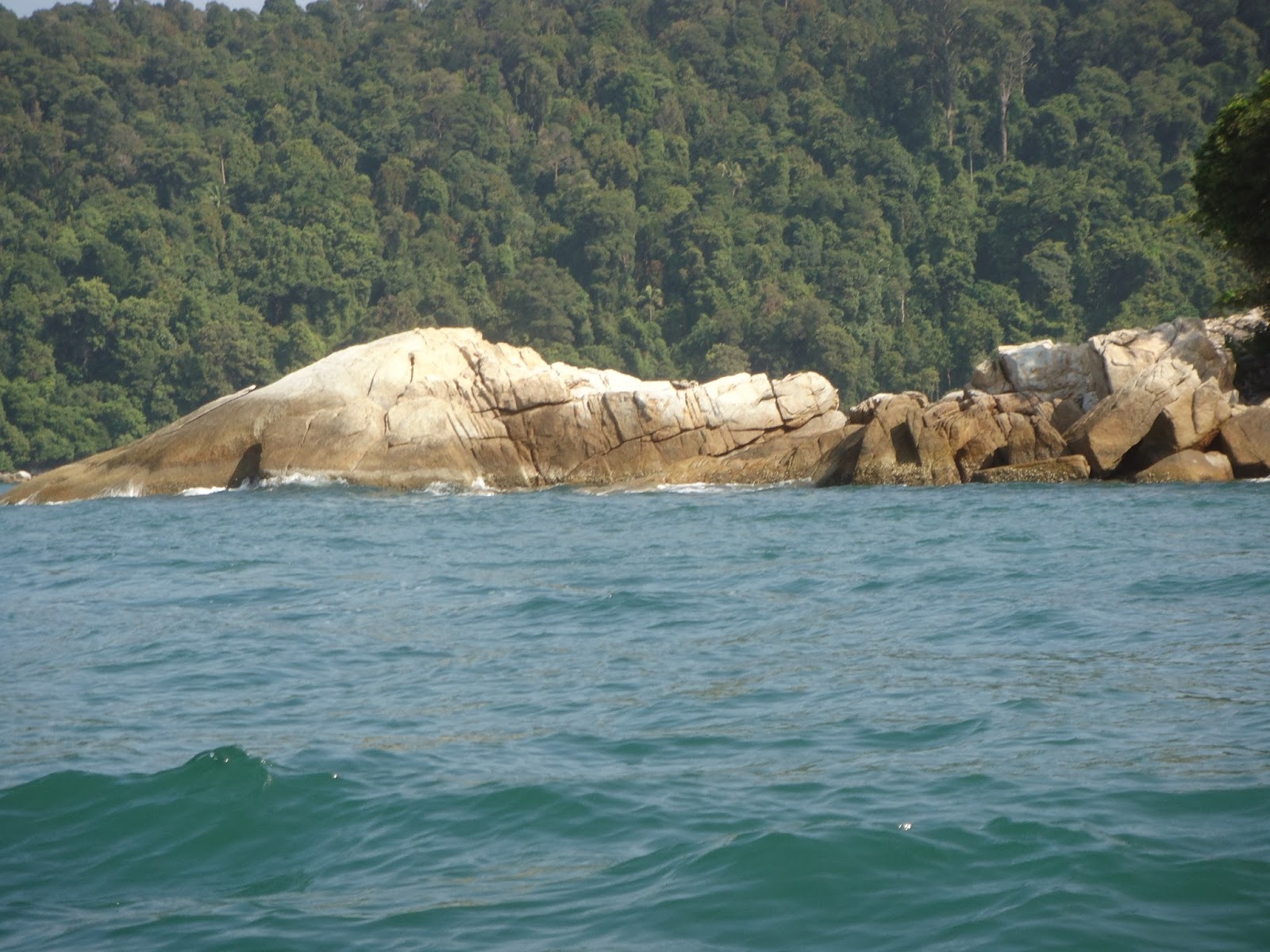 MERCU IMPIAN: PULAU PANGKOR, PANTAI TELUK NIPAH