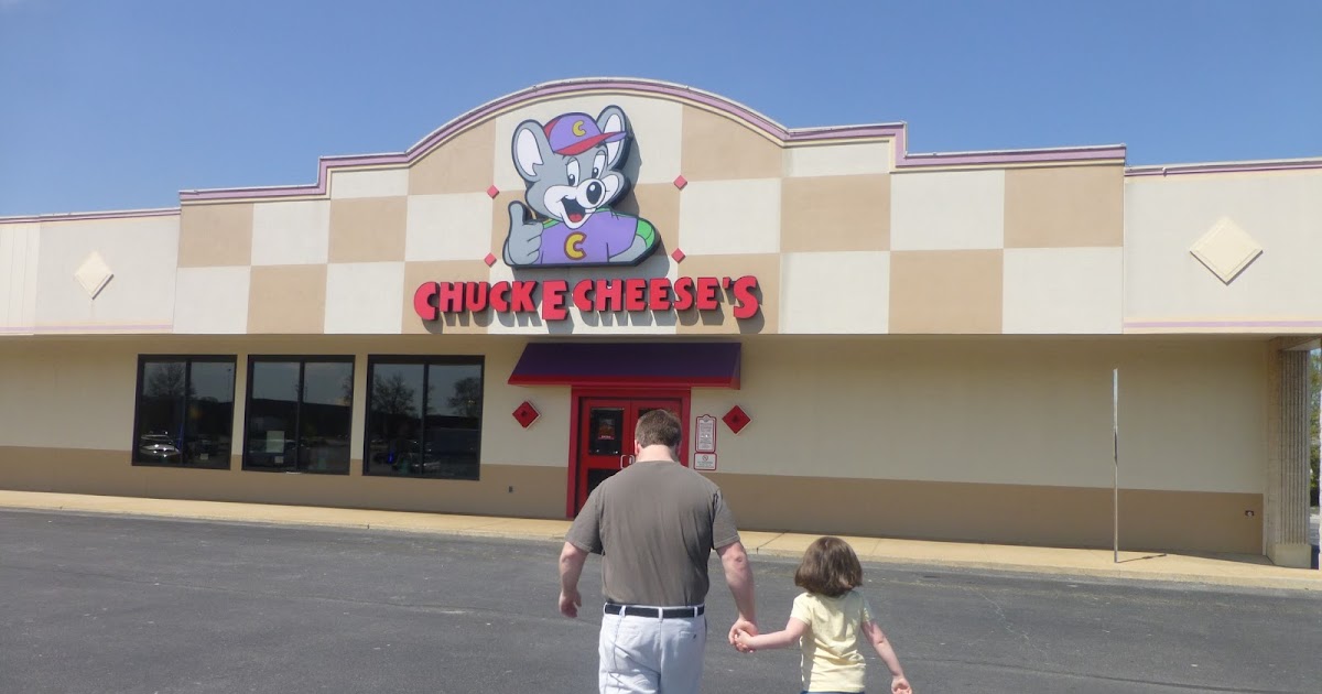 Chuck E Cheese Say Cheese App and Giveaway Our Whiskey Lullaby