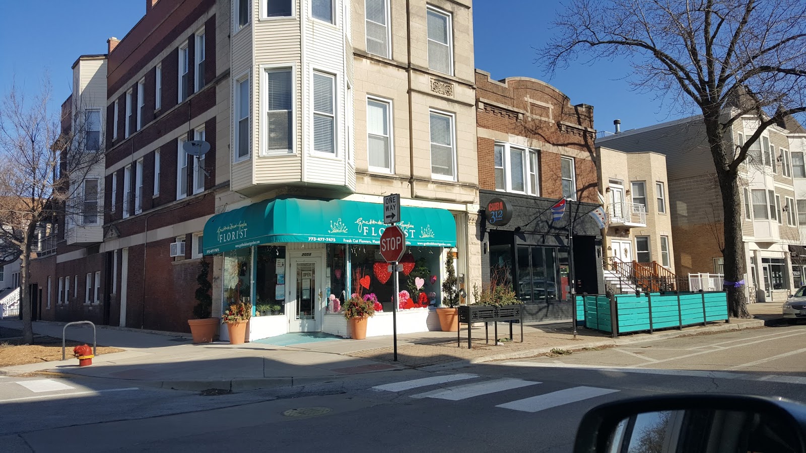 The Chicago Real Estate Local Buyers nab Roscoe Village condo asking