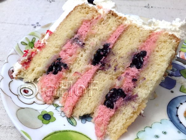 White Cake, Blackberry, Mascarpone, Filling, blackberries