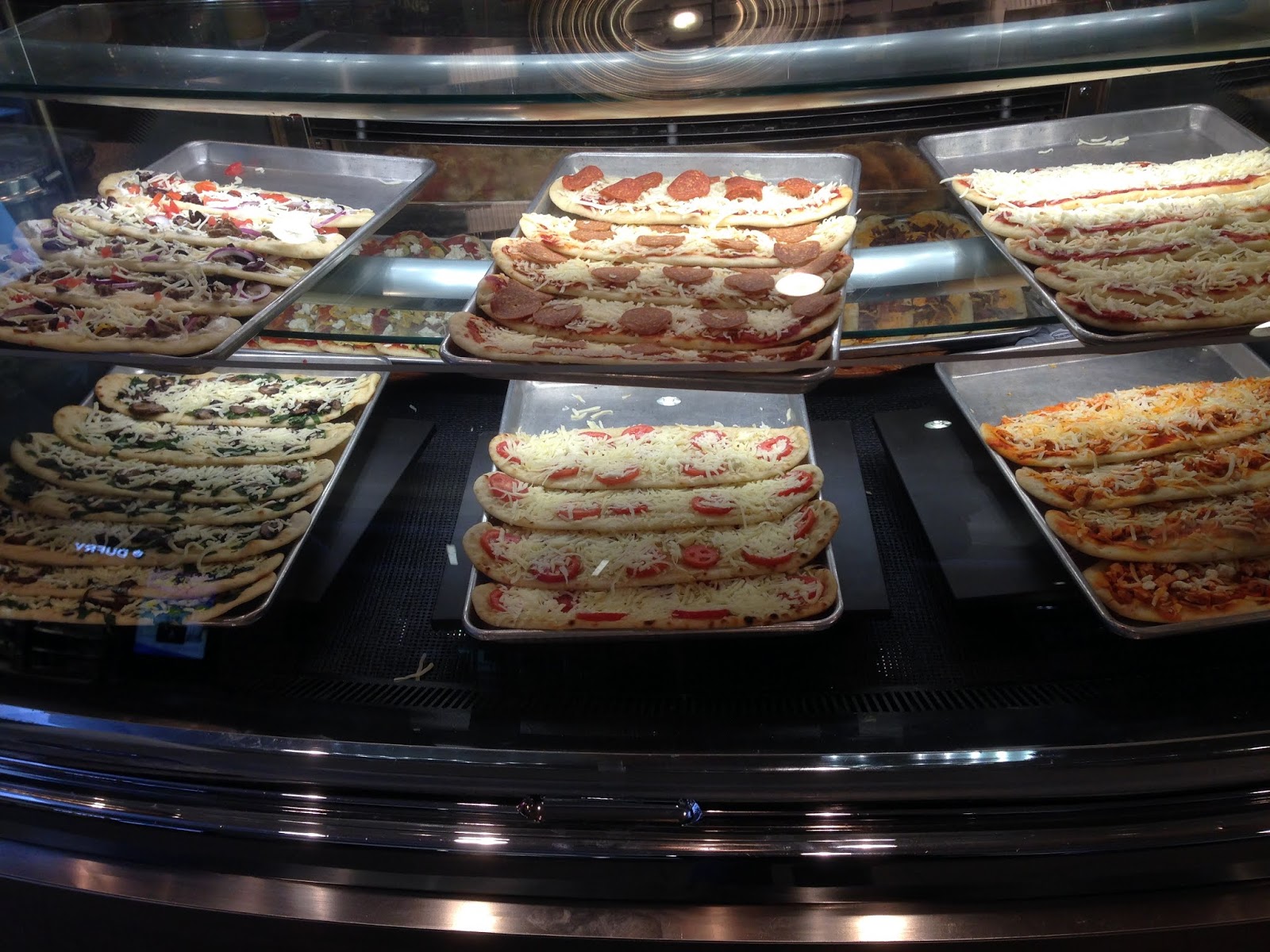 Food Write Airport Food at MSPMKT Humphrey Terminal