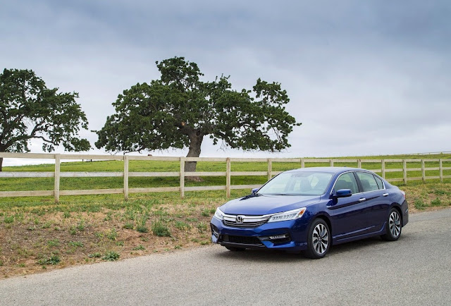 Accord Hybrid 2017 Honda Accord Hybrid blue