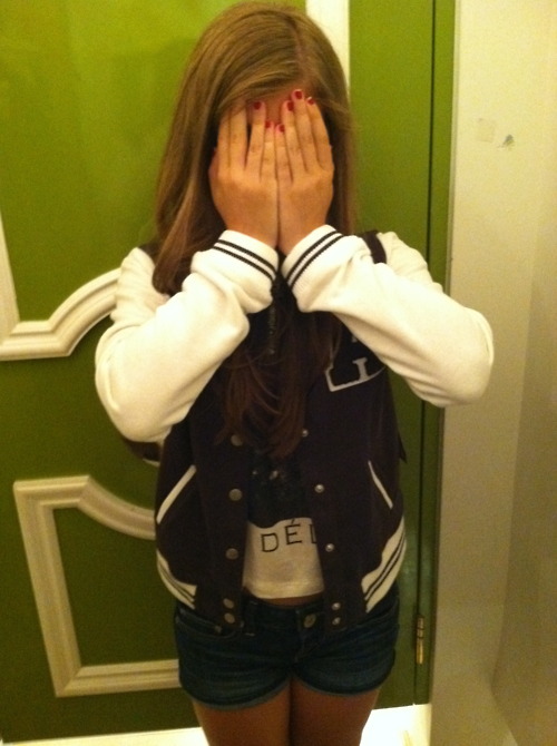 Pose Cover your Face