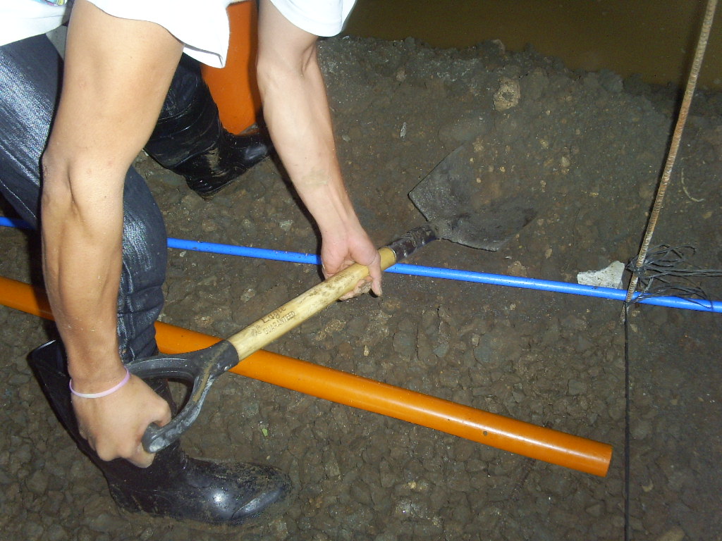 BUILDER'S JOURNAL CONSTRUCTION EDUCATION INSTALLATION OF ANTITERMITE