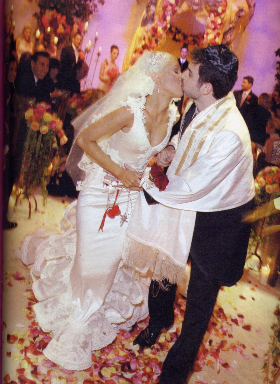 Red Carpet Wedding Christina Aguilera & Jordan Bratman Red Carpet