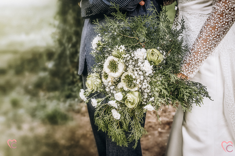 Winter elopement a Chieri,in Italia,bouquet di passeggiandoingiardino