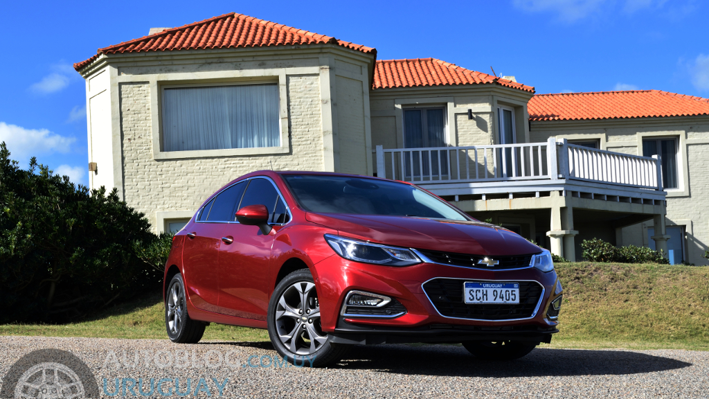 Prueba: Chevrolet Cruze 5 LTZ+ 1.4 Turbo A/T : Autoblog Uruguay