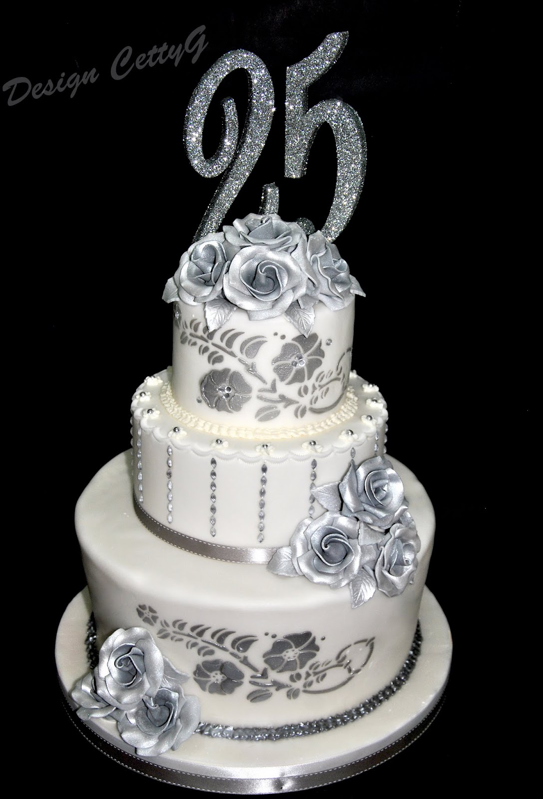Le torte decorate di Cetty G: 25° Anniversario di matrimonio...