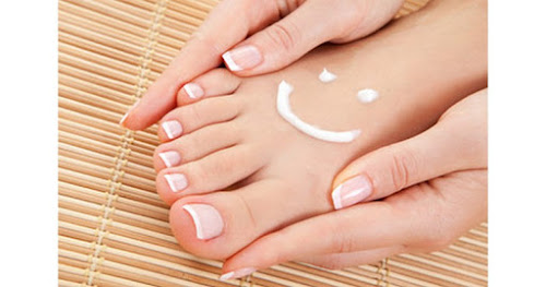 SALON SHAPER 5 IN 1 MANICURE PEDICURE NAIL TRIMMING KIT Gebang Putih