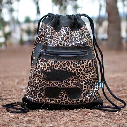 En Camisetas: Mochilas Johnny Tipeti