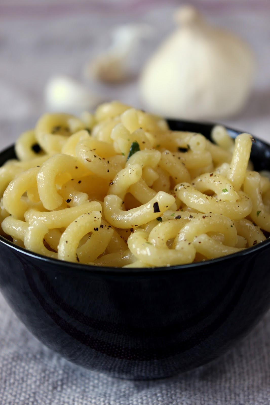 pasta al burro di aglio e cognac "for adults only"