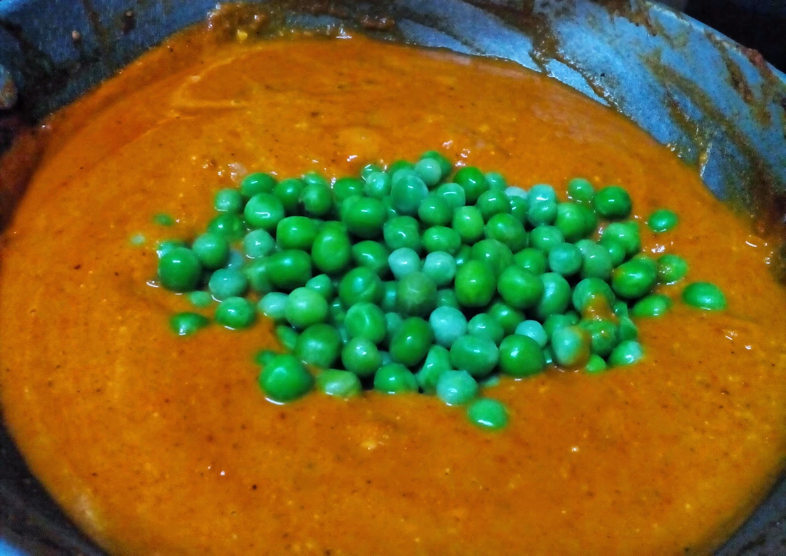 Green Peas Masala in Punjabi Dhaba Style (Green Peas cooked in spicy