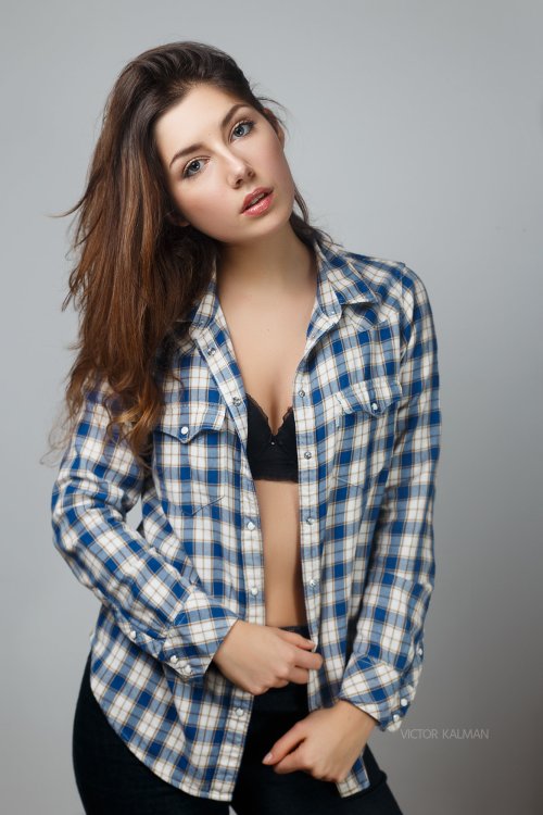 A bela modelo Elena Mingozzi na fotografia fashion de Victor Kalman Victor Kalman 500px arte fotografia mulheres modelos fashion beleza italiana elena mingozzi