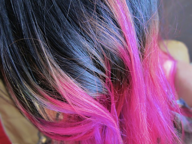 10. How to Fade Out Purple and Blue Dip Dye Hair - wide 1