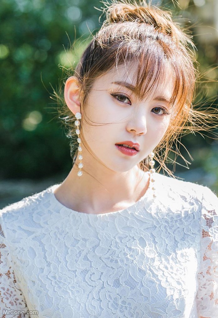 Beautiful Lee Chae Eun in the April 2017 fashion photo album (106 photos) photo 1-2