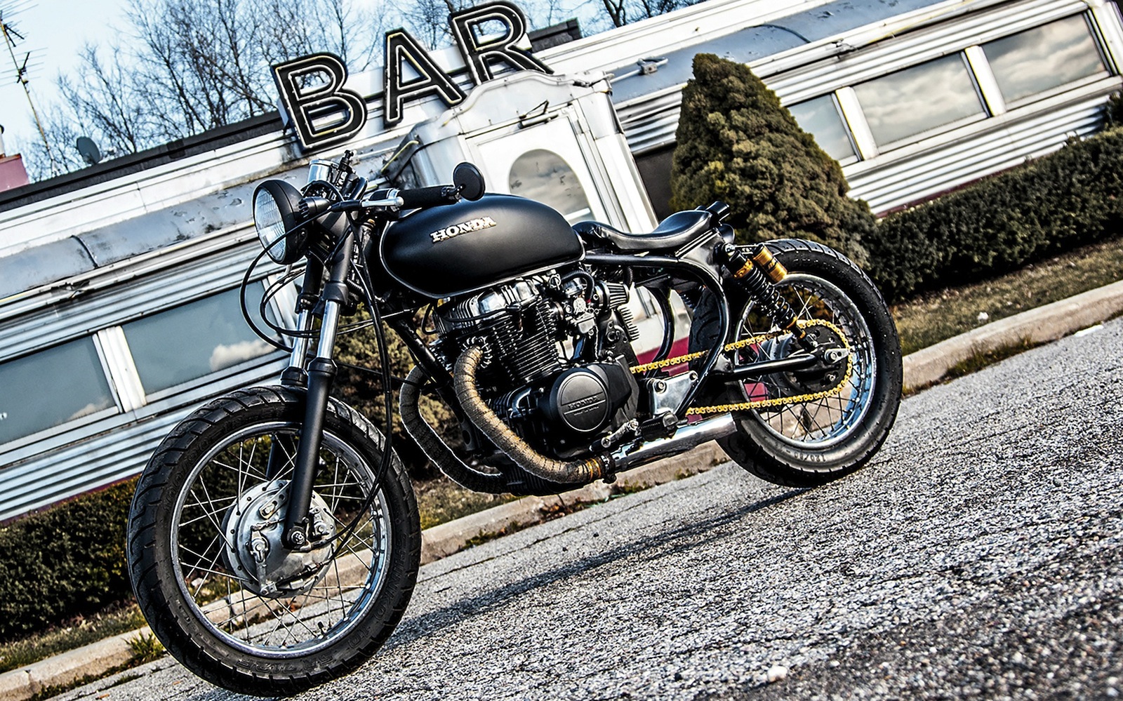 Readers' rides: Danielle's CM400 - Inazuma café racer