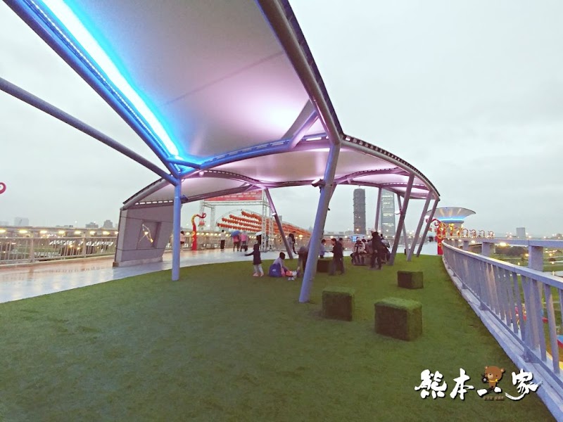 新北市祈福燈會豬福滿滿-元宵燈會活動|大台北都會公園|捷運三重站