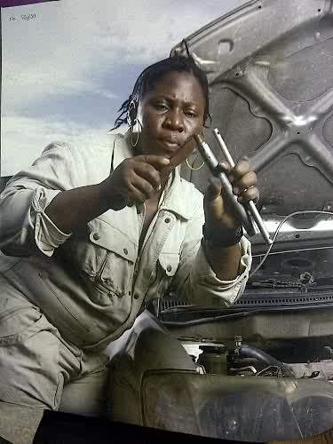 Sandra Aguebor Sandra Aguebor