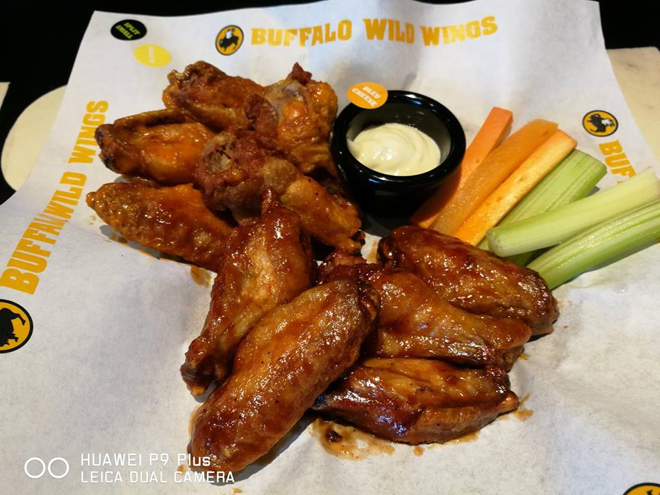 Lemon GreenTea Ready for Wing Tuesdays? Troop to Buffalo Wild Wings