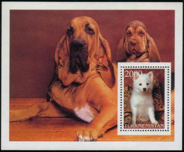 1994年トルクメニスタン　日本スピッツの子犬とブラッドハウンドの親子の切手シート