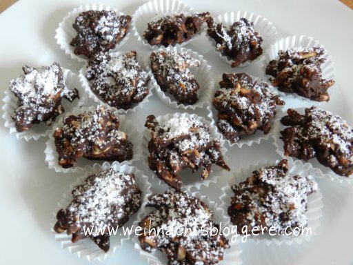Die Weihnachtsbloggerei: Mandel-Schoko-Berge mit Adventsgeschmack