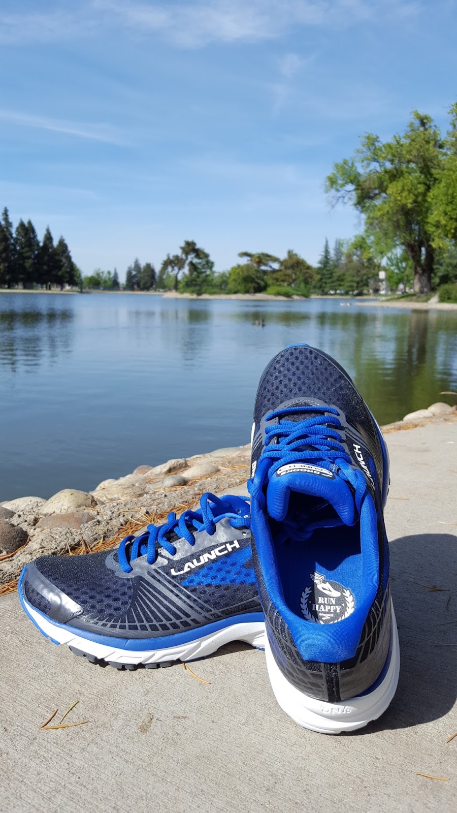 brooks launch review runner's world