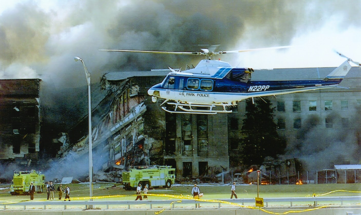 9 августа 2001. Теракт Пентагон 2001. Пентагон 9 11 2001. 11 Сентября 2001 года Пентагон. Пентагон США терракт 2001.